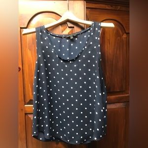 Dot sleeveless shell